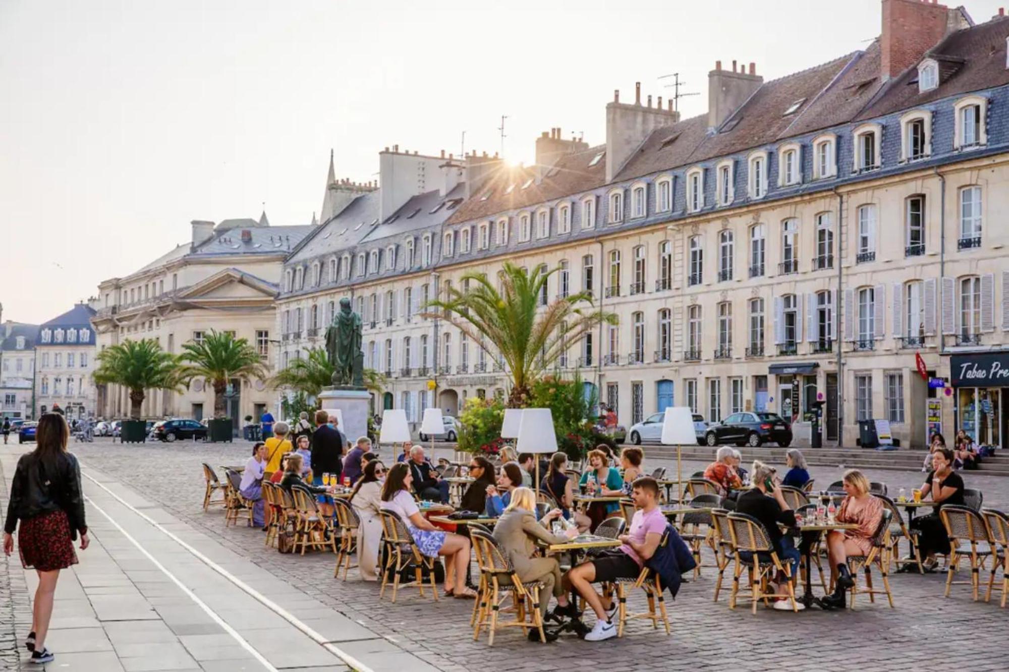 Le Castel D'Orne - Piscine Et Terrasse Caen Exterior photo